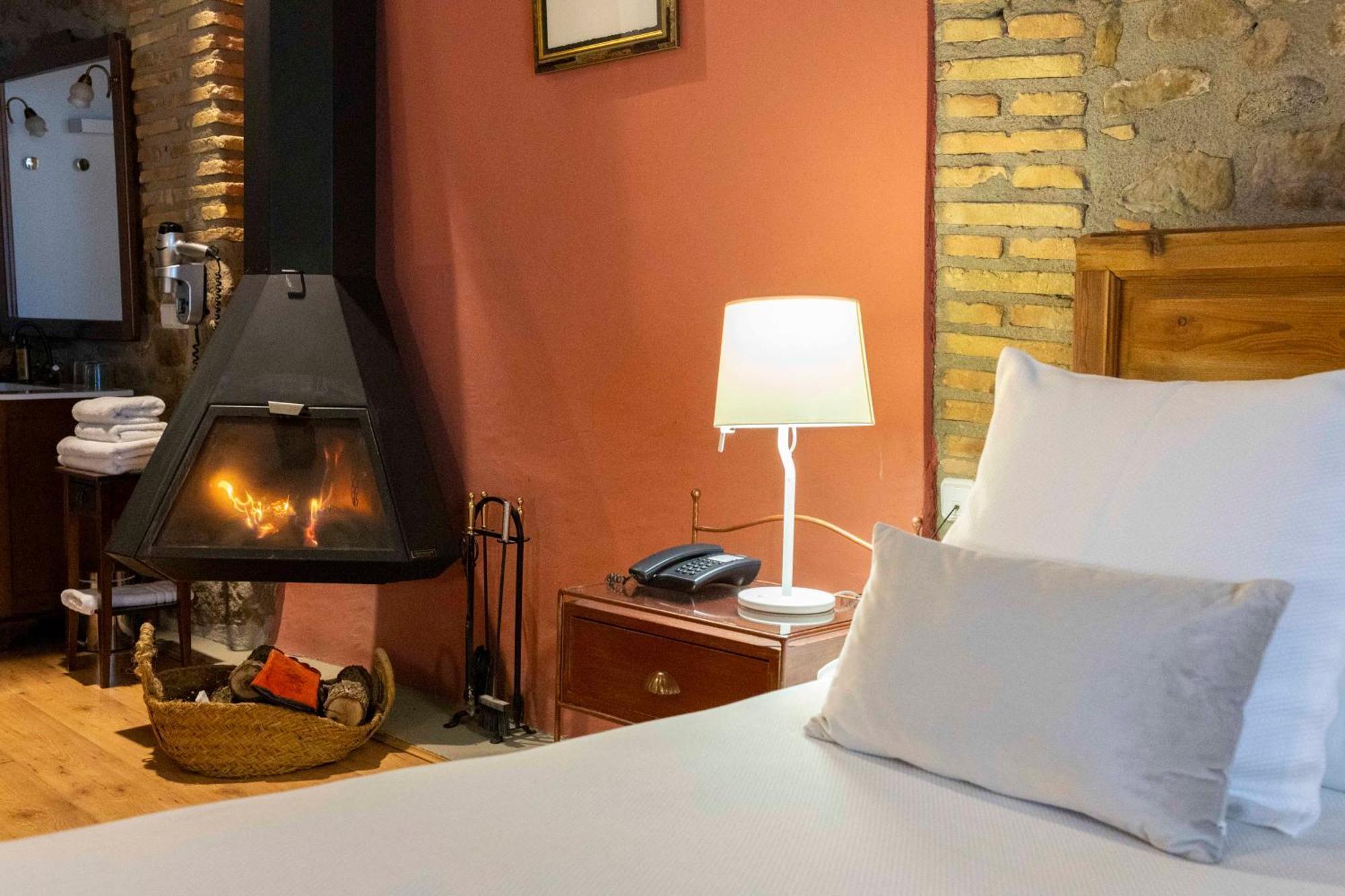Hotel La Freixera โซลซอนา ภายนอก รูปภาพ