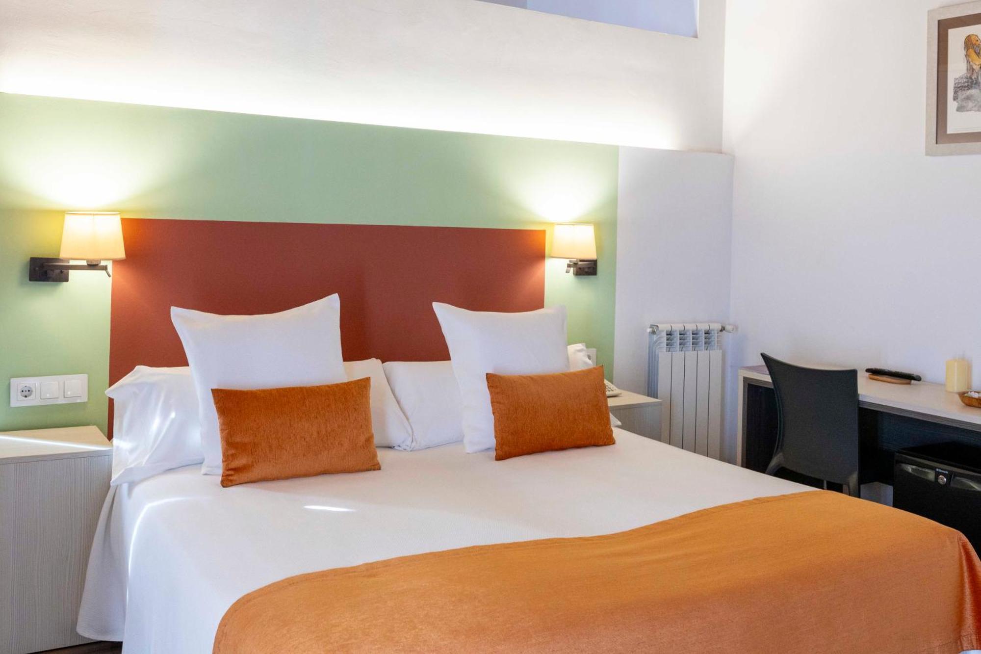Hotel La Freixera โซลซอนา ภายนอก รูปภาพ